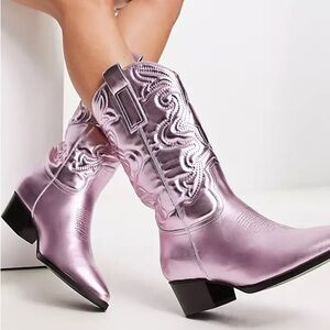 Glamorous knee metallic boots